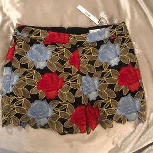 Alice & Olivia lace floral shorts